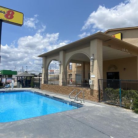 Hotel Super 8 By Wyndham Decatur Texas Zewnętrze zdjęcie